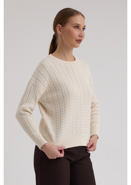 Kayık Yaka Selanik ve Saç Örgü Salaç Kazak fiyatları