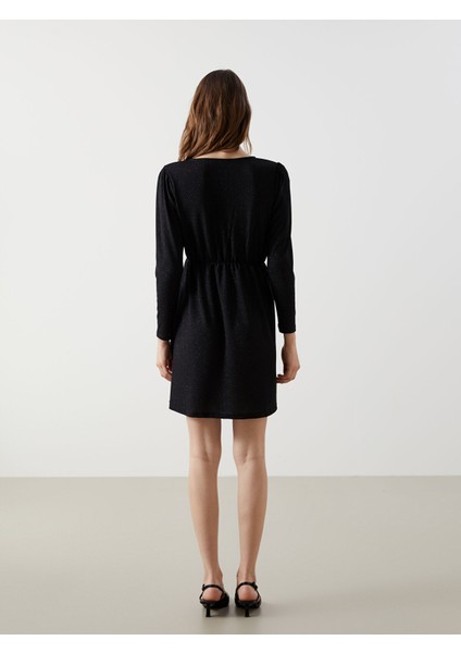 Yeni Sezon Kruvaze Yaka Parlak Görünümlü Elbise fırsatları