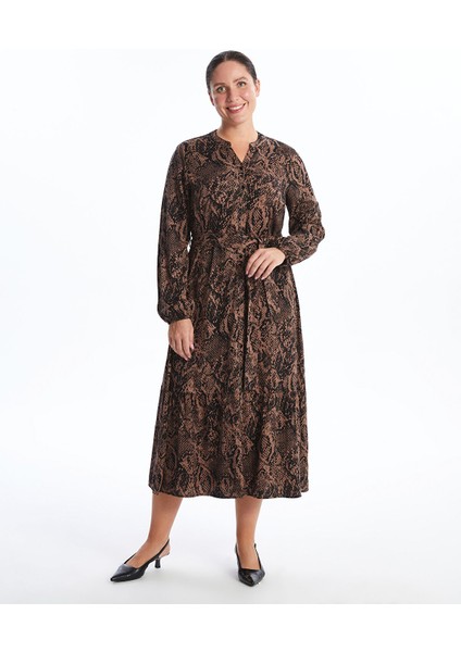 Yeni Sezon Kaçık Yaka Desenli Elbise