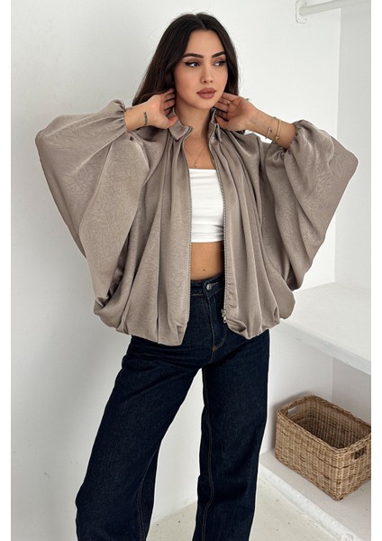 Kadın Balon Kol Büzgülü Ceket – Flow Ease