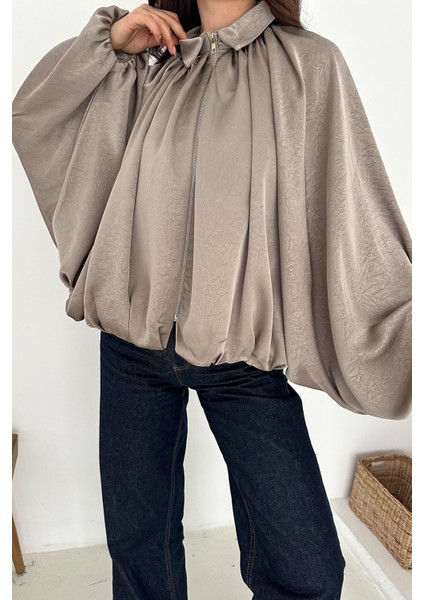 Kadın Balon Kol Büzgülü Ceket – Flow Ease modelleri