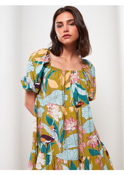 Yeni Sezon Kare Yaka Desenli Kısa Kollu Elbise modelleri