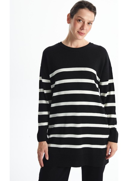 Yeni Sezon Bisiklet Yaka Çizgili Uzun Kollu Kadın Triko Tunik