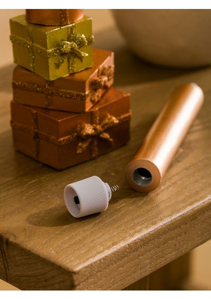 Yeni Sezon Yılbaşı Temalı Dekoratif Mum fırsatları