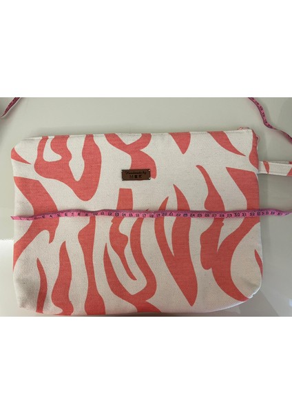 Gabardin Kumaştan Portföy Çanta-Nar Çiçeği Zebra Desen fırsatları