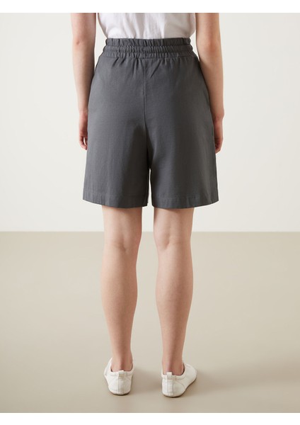 Yeni Sezon Kadın Beli Lastikli Düz Şort fırsatları