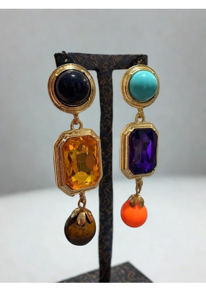 Renkli Taşlı Asimetrik Sallantılı Kadın Küpe – Altın Kaplama, Trend Tasarım modelleri