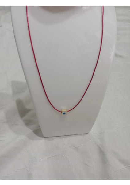 Kırmızı Deri Ipli Arkadaş Kolye modelleri