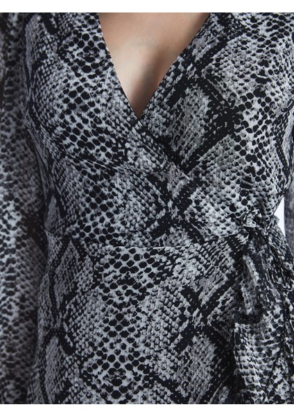 Yeni Sezon V Yaka Desenli Uzun Kollu Elbise fırsatları