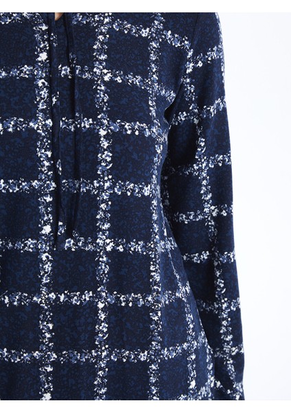 Yeni Sezon Bağlamalı Yaka Desenli Kadın Tunik fırsatları