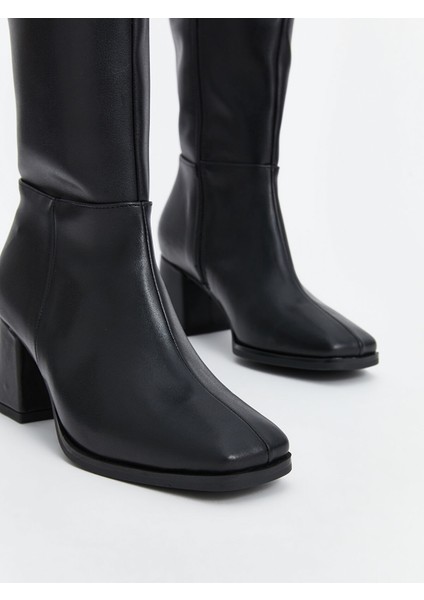 Yeni Sezon Deri Görünümlü Kadın Diz Altı Çizme modelleri