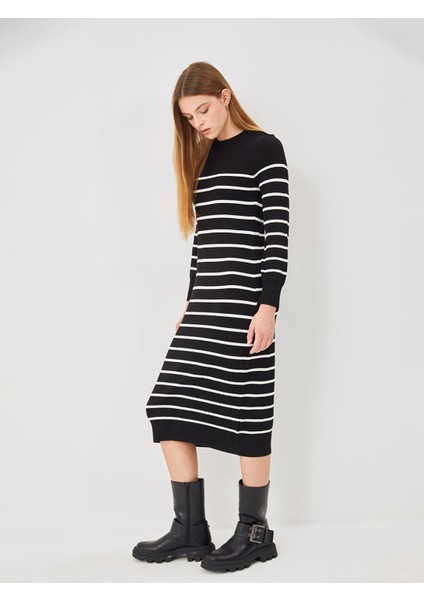 Yeni Sezon Bisiklet Yaka Çizgili Kadın Triko Elbise