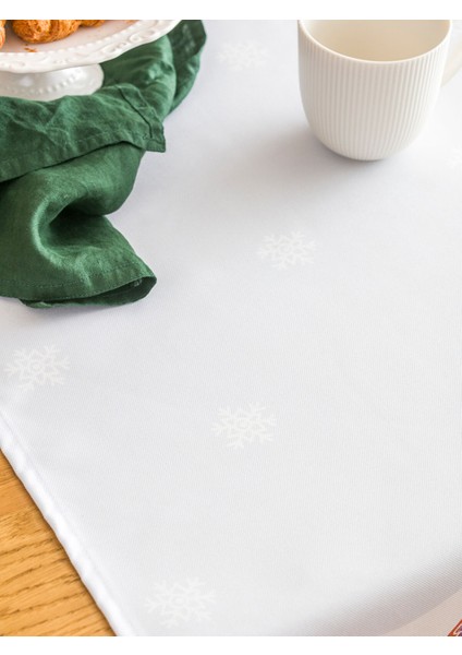 Yeni Sezon Yılbaşı Temalı Baskılı Runner fırsatları