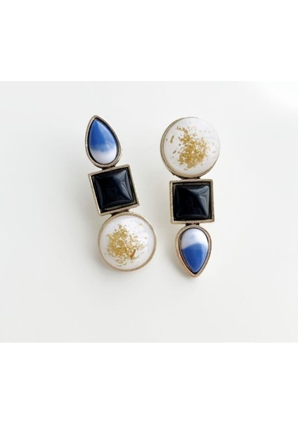 Geometrik Tasarımlı Siyah Mavi ve Beyaz Taşlı Altın Renk Küpe modelleri