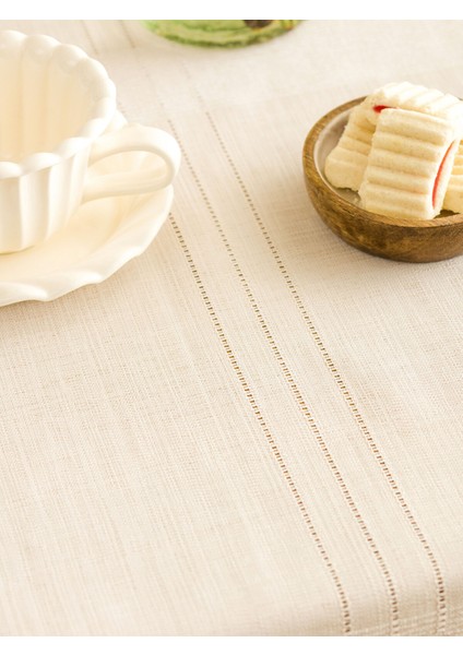 Yeni Sezon Çizgi Nakışlı Runner 45X150 cm modelleri