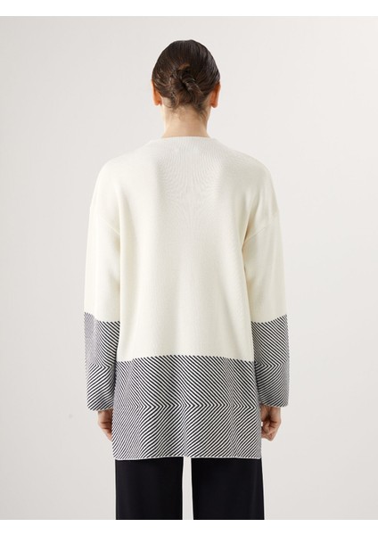 Yeni Sezon Dik Yaka Desenli Uzun Kollu Kadın Triko Tunik fırsatları