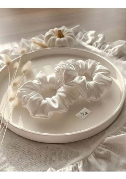 2'li Lüks Kadın Saten Toka - Beyaz İnci - Lastik Model Scrunchie - Anne Kız Kombini