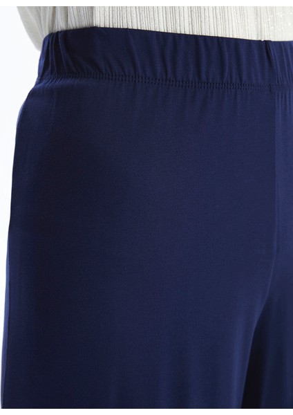 Yeni Sezon Beli Lastikli Kadın Şort modelleri