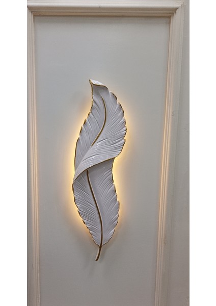 Beyaz Gold Damarlı Dekoratif Duvar Apliği – 62×18 cm – 9V Pilli