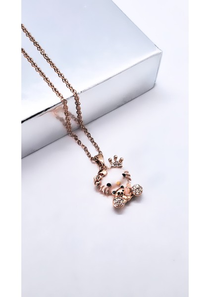 Prenses Taçlı Hello Kity Çelik Kolye fırsatları