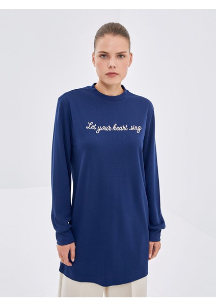 Yeni Sezon Bisiklet Yaka Nakışlı Kadın Tunik