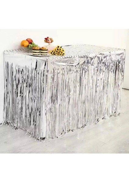 Gümüş Masa Eteği