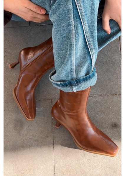 Alderie Kadın Topuklu Bot Taba Mat Deri fiyatları