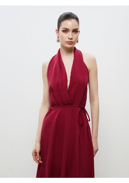 Yeni Sezon Halter Yaka Kuşaklı Saten Elbise fiyatları