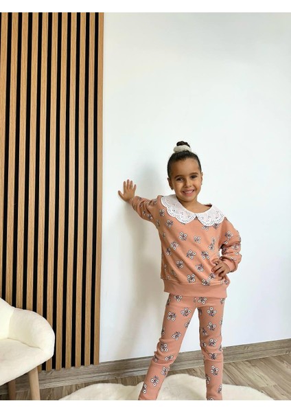 Kız Çocuk Pamuklu Kiremit Çiçek Desenli Dantel Yaka Sweatshirt & Tayt Takım indirimleri