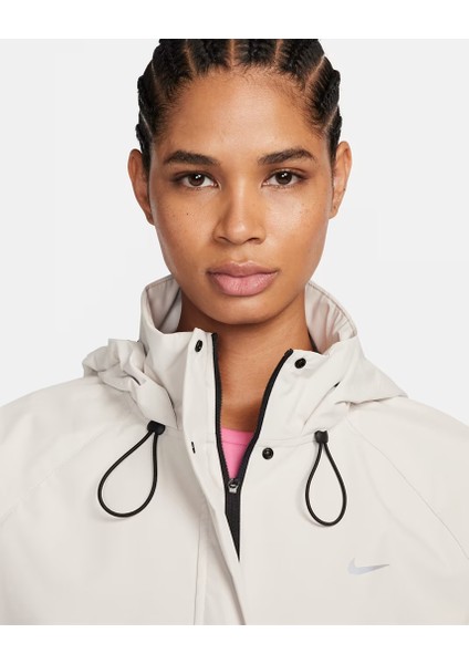 Storm-Fıt Swift Kadın Koşu Ceketi Rüzgar ve Suya Dayanıklı-Sportxoutlet modelleri