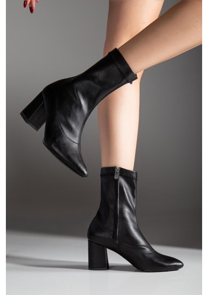 Kadın Siyah Sivri Burun Fermuarlı Esnek Kalın Topuklu Bilekte Streç Bot Bootie fiyatları