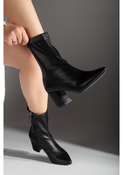 Kadın Siyah Sivri Burun Fermuarlı Esnek Kalın Topuklu Bilekte Streç Bot Bootie fırsatları