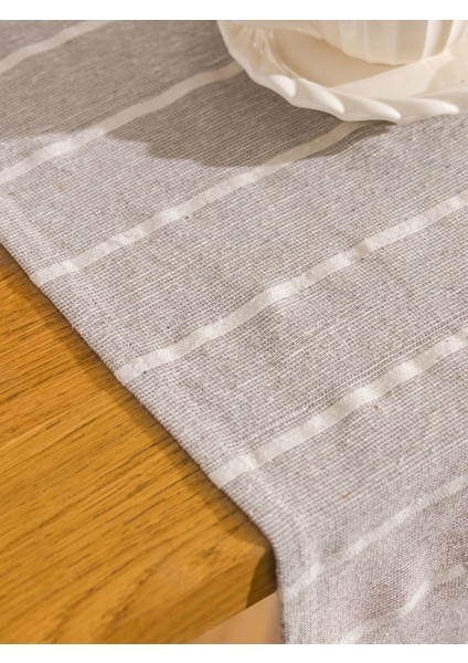 Yeni Sezon Çizgi Nakışlı Runner 45X150 cm indirimleri