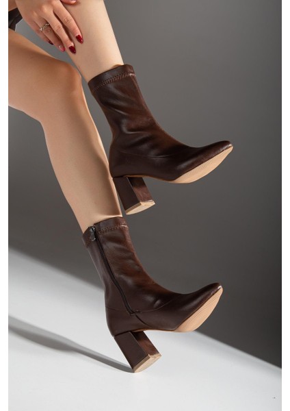 Kadın Kahverengi Sivri Burun Fermuarlı Esnek Kalın Topuklu Bilekte Streç Bot Bootie fırsatları