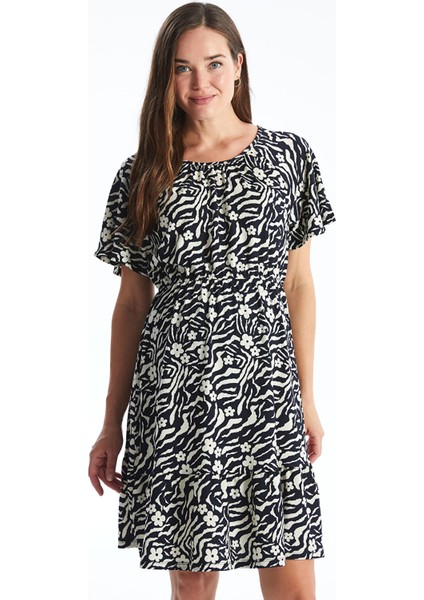 Yeni Sezon Bisiklet Yaka Desenli Kısa Kollu Elbise fiyatları