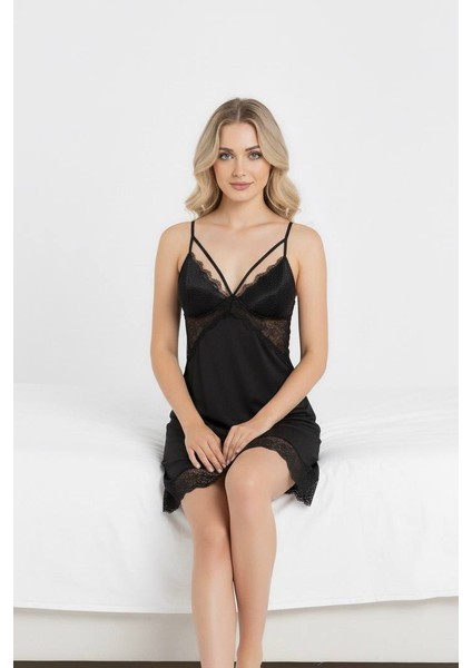 Kadın Siyah Jakarlı Dantel Detaylı Premium Gecelik & Sabahlık Takımı – Özel Kutulu indirimleri