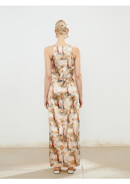 Yeni Sezon Halter Yaka Desenli Askılı Elbise indirimleri