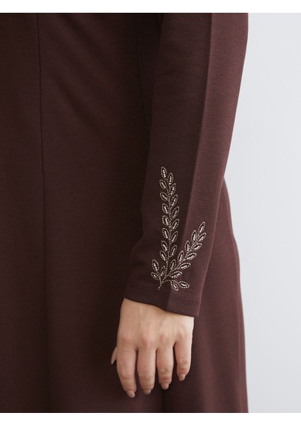 Yeni Sezon Bisiklet Yaka A Kesim Çiçek Nakışlı Elbise modelleri