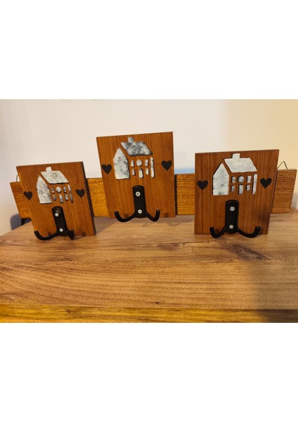 Elaca Ahşap Askılık Şık Tasarım Simetrik ve Dayanıklı Ev Resimli . Kalpli Modern Ev, Ofis ve Giriş Için Dekoratif Askı