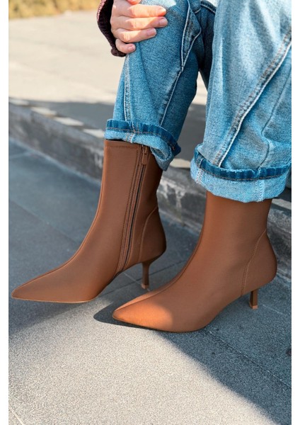 Evelin Kadın Dalgıç Ince Topuklu Bot Taba