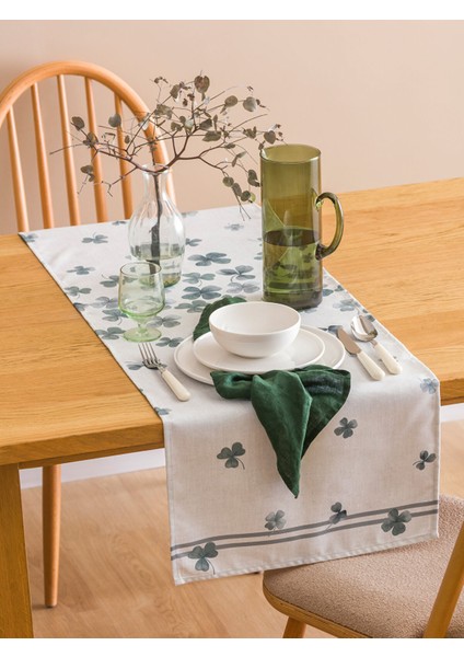 Yeni Sezon Yonca Baskılı Runner 45X150 cm