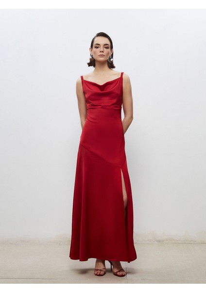 Yeni Sezon Dökümlü Yaka Askılı Abiye Elbise fiyatları