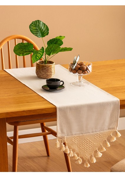 Yeni Sezon Dantel ve Püskül Detaylı Runner 45X150 cm