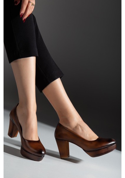 Kadın Taba Hakiki Deri Premium Tasarım Dekolte Alçak Platformlu Topuklu Ayakkabı