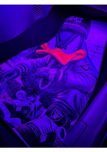 Gangster Tarzlı Daffy Duck (Bad Duck) Desenli Lüks Dijital Baskı Dekor Paspas indirimleri