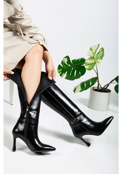 Siyah Parlak Renk Topuklu Kadın Çizme