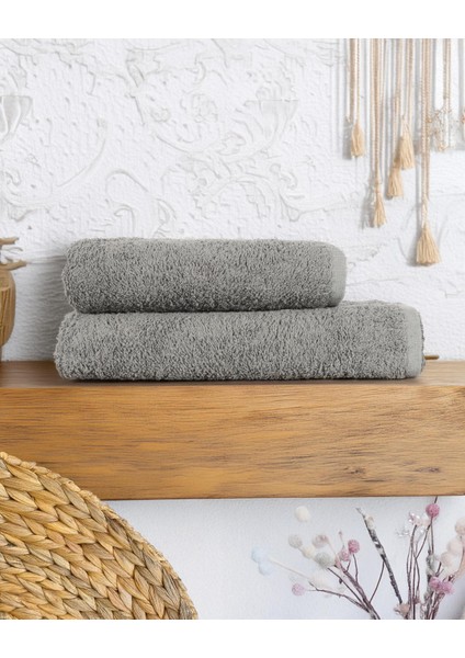 2’li Gri Havlu Seti – Banyo Havlusu + Baş Havlusu | Ultra Emici, Hızlı Kuruyan, Yumuşak Tekstil Havlu Takımı