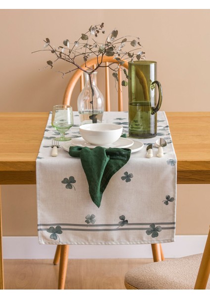 Yeni Sezon Yonca Baskılı Runner 45X150 cm fiyatları