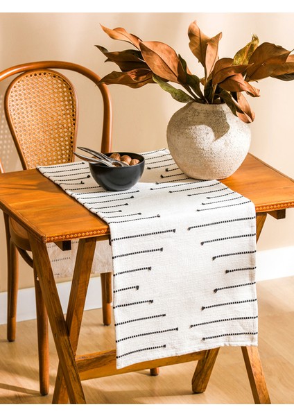 Yeni Sezon Çizgi Nakışlı Runner 45X120 cm