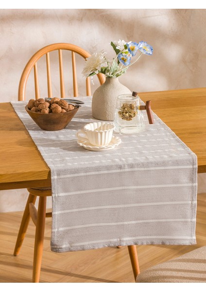 Yeni Sezon Çizgi Nakışlı Runner 45X150 cm fiyatları